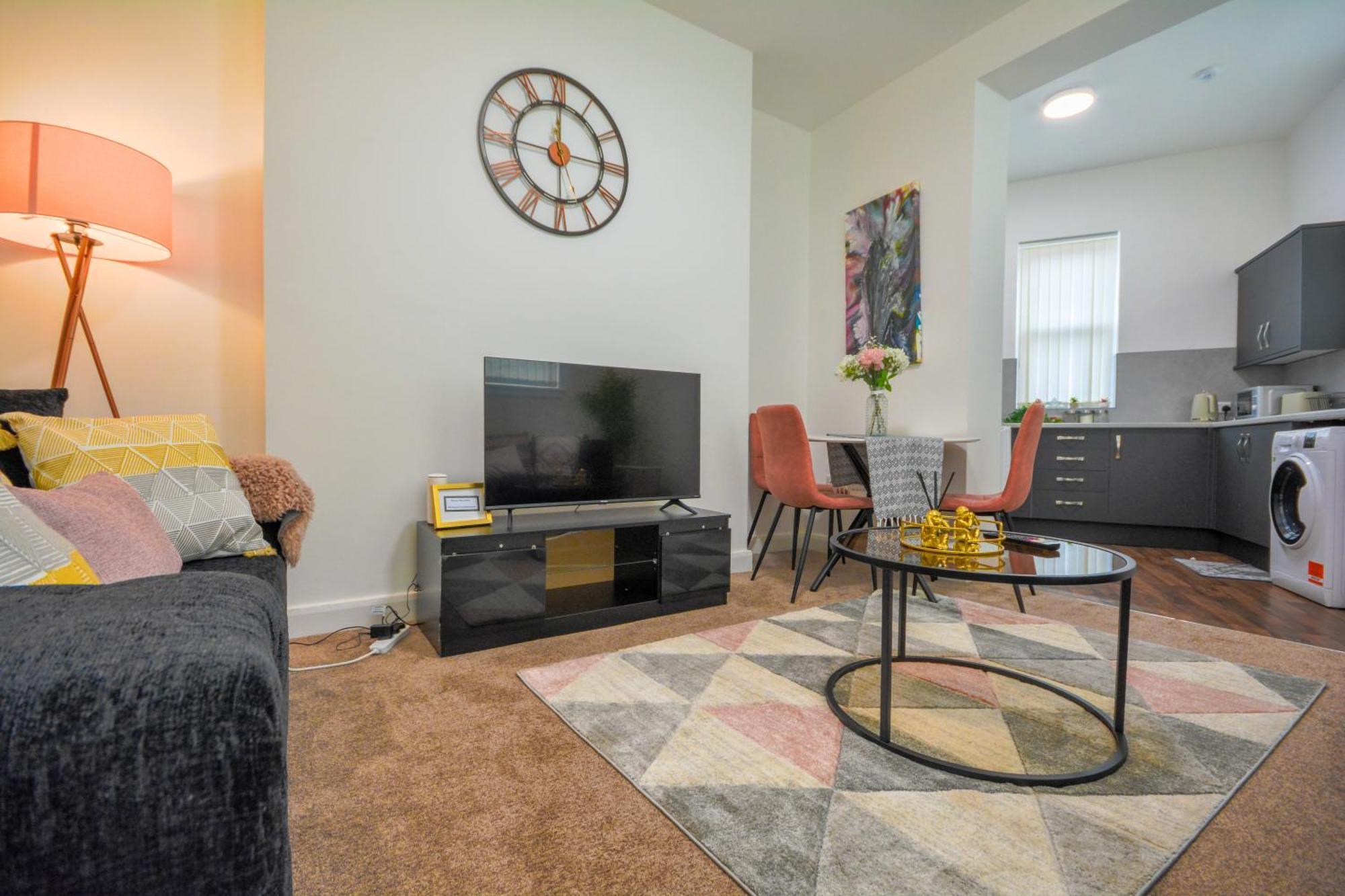 Stylish Suite With Free Parking 曼彻斯特 外观 照片