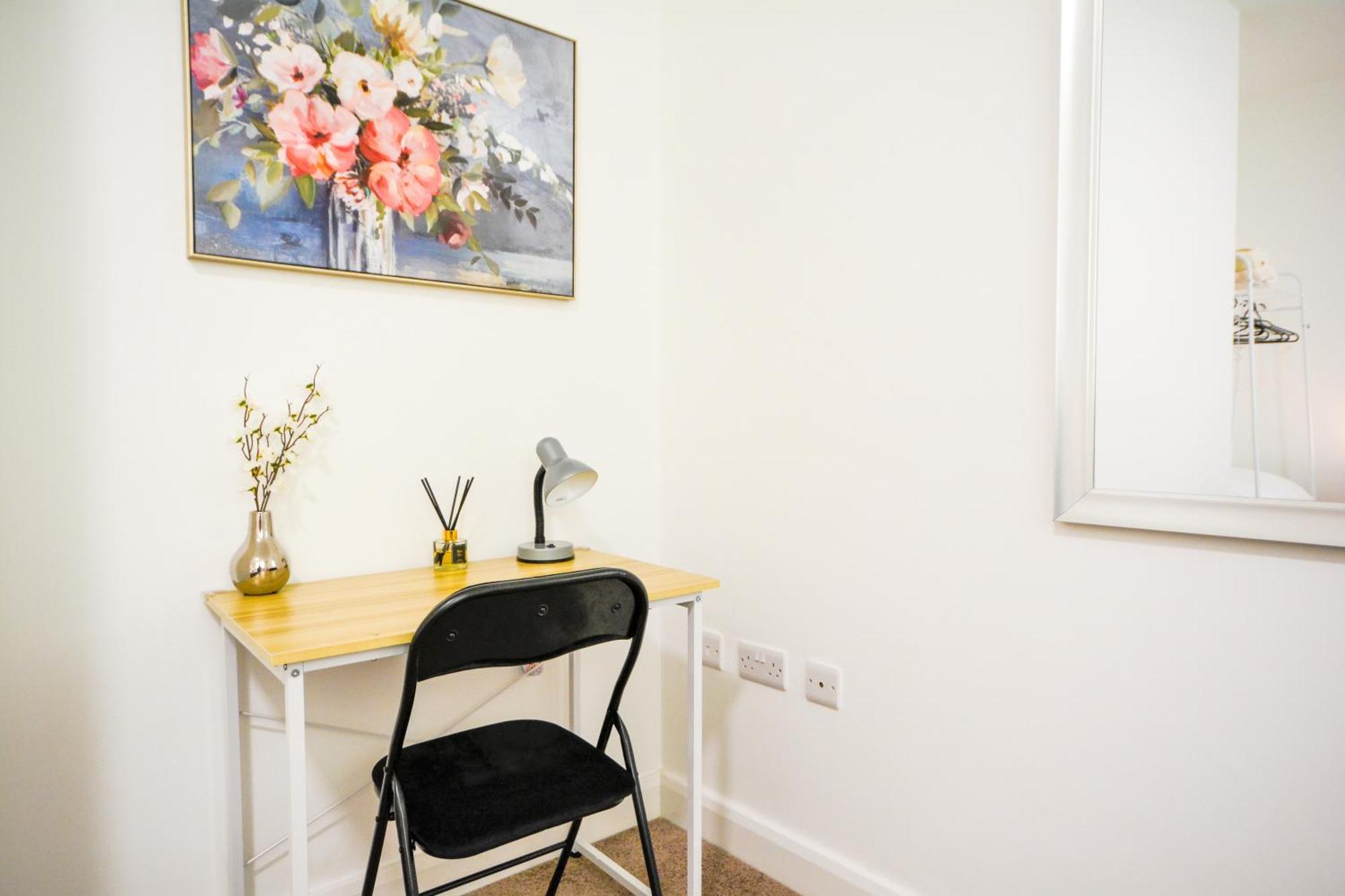 Stylish Suite With Free Parking 曼彻斯特 外观 照片